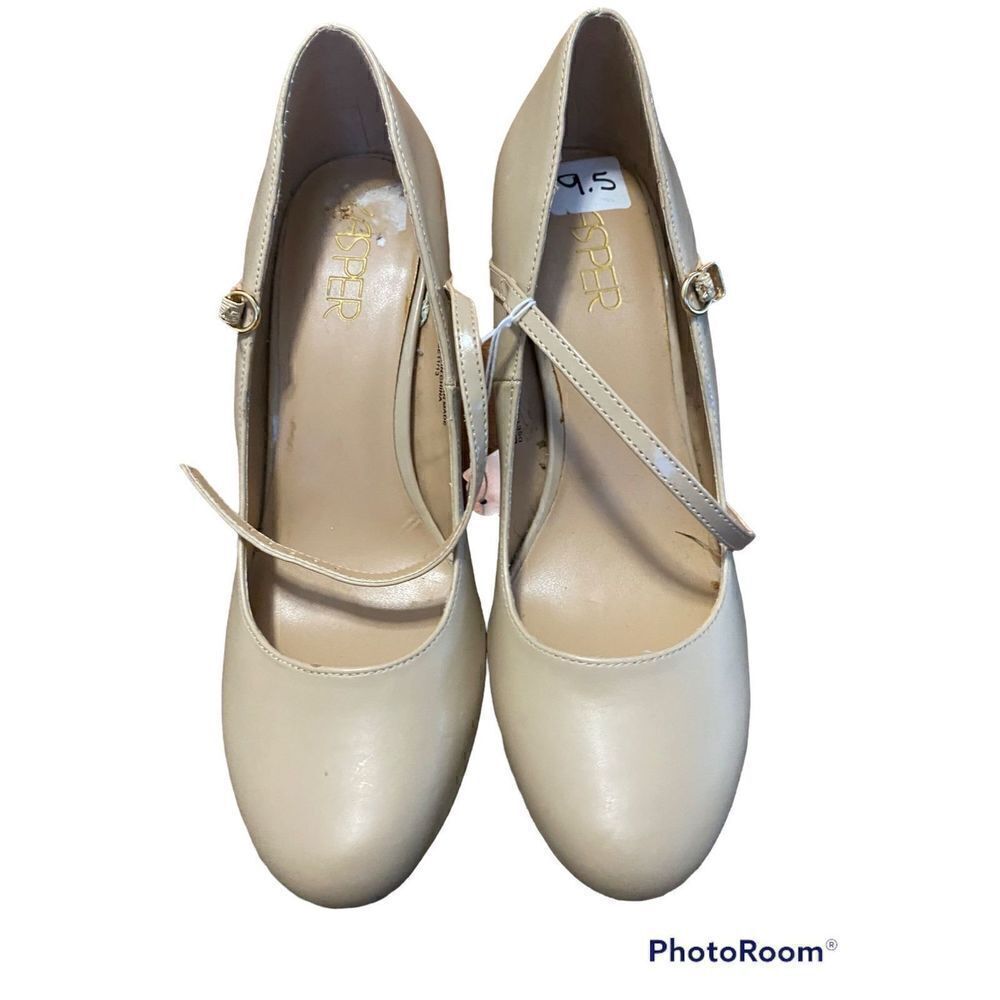 Kasper Tan High Heel shoes size 9.5